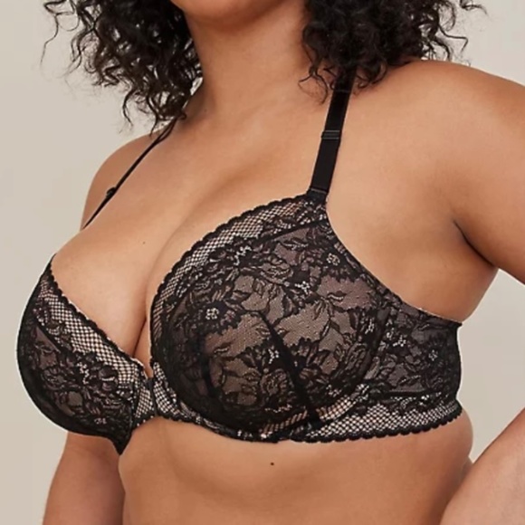 Torrid Women's Plus Size Black Lace Lightly Lined Front Closure T-Shirt Bra - Picture 4 of 11